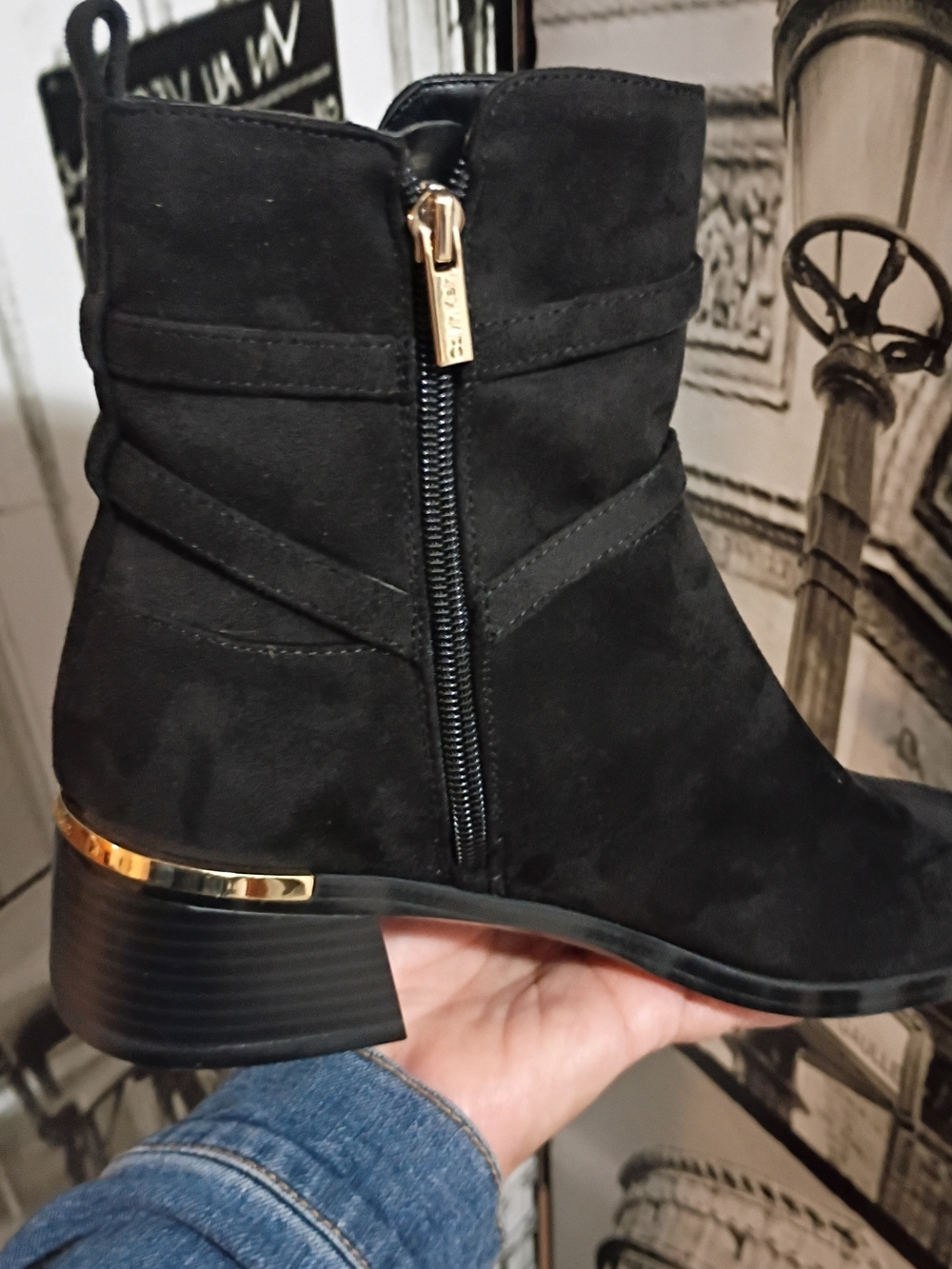 NWOB Calvin Klein Black suede Jasen 2 Buckle Strap Booties with Size 8.5 M - Picture 9 of 15